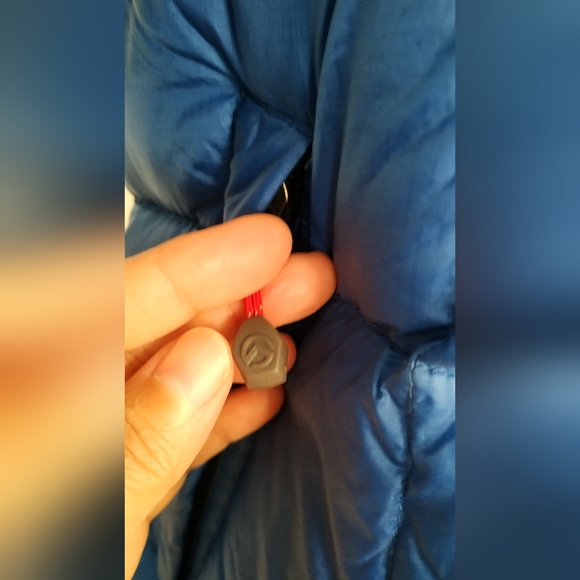 The North Face Summit Series Nuptse 800 Medium - Picture 3 of 16